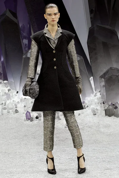 Look 43